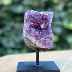 Amethist op sokkel